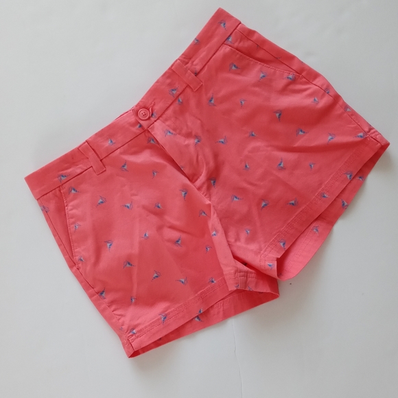 Magellan Outdoor Women Happy Camper  Shorts Size 8 - Picture 1 of 6